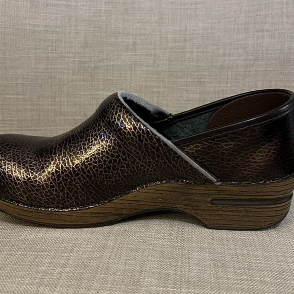 Dansko Professional Clogs Metallic Bronze Size 40~BEAUTIFUL!!! - Picture 4 of 7
